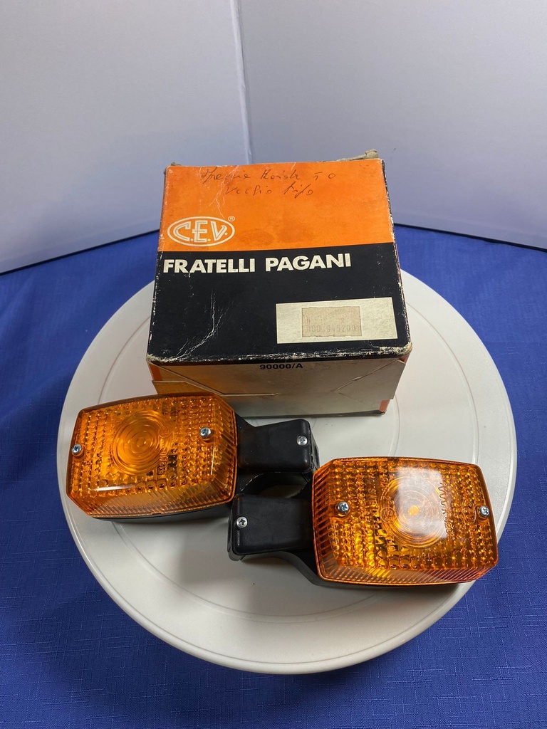 Coppia frecce C.E.V PER fantic Raider 50