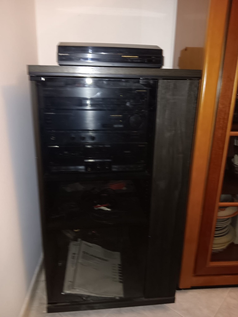 Impianto Stereo Pioneer anni (80)componibile completo di mobiletto è casse 