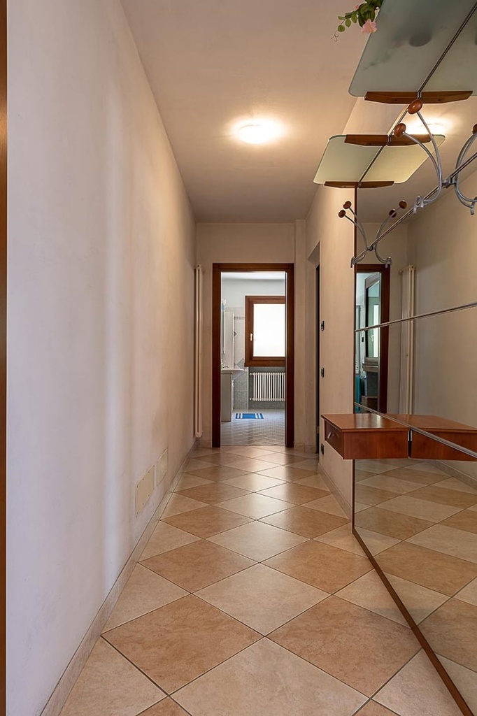 Specchiera da ingresso da parete in buone condizioni già smontata (bellissima )