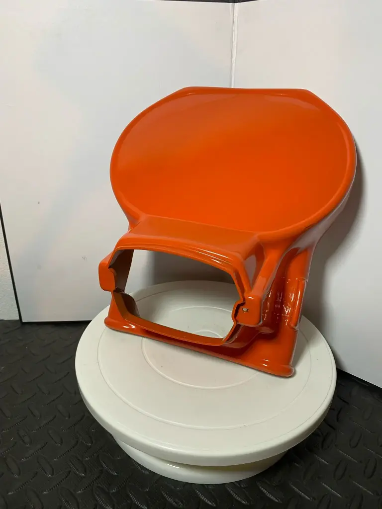 Mascherina Porta Faro Anteriore Arancione SWM  piccola crepa vedi foto Euro 55 più spese di spedizione