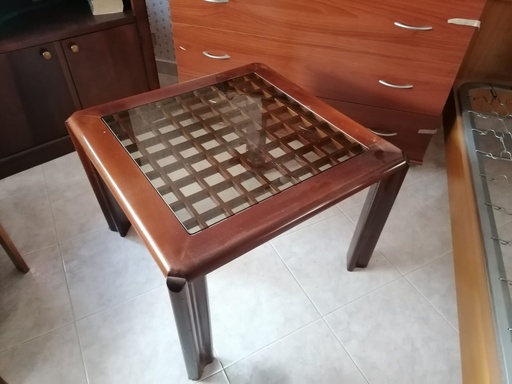 [RIF.384] Tavolino basso quadrato da salotto legno è base in cristallo dimensioni (70X70X52)
