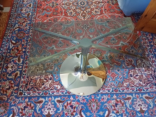 [RIF.395] Tavolino da salotto con piatto in cristallo con base in metallo 