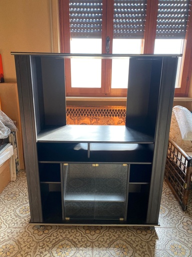 [RIF.423] Mobile porta Tv di colore Nero dimensioni lunghezza 102 altezza 131 