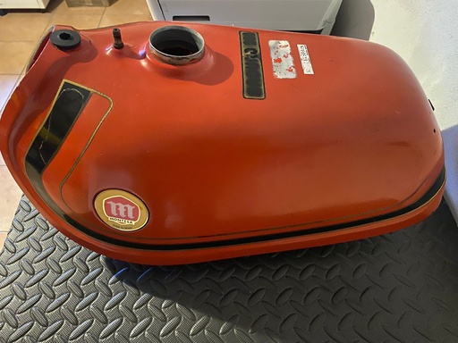 [RIF.842] Serbatoio in resina Montesa Enduro 250 Euro 130 più ss