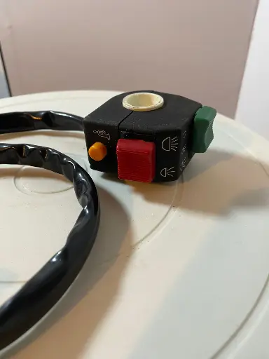 [RIF.864] Dispositivo Comando Luci Fantic Trial 303 Euro 65più spese di spedizione 