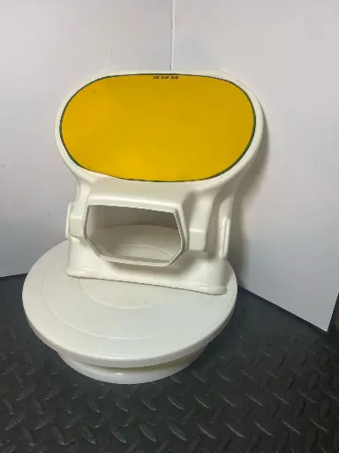 [RIF.885] Mascherina Porta faro Anteriore Originale SWM Euro 90 più spese di spedizione